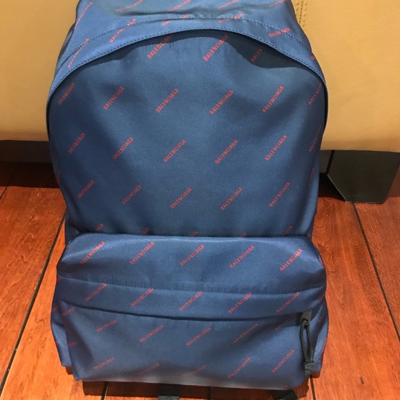 Limited Balenciaga Paris Backpack-BRAND NEW! - Picture 1 of 5